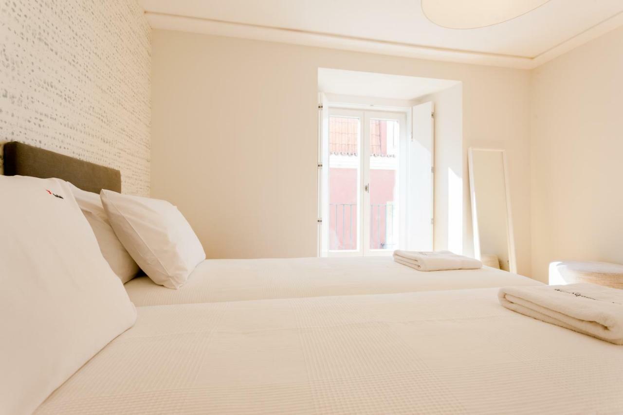 Appartamento Flh Portas Do Sol Cozy Flat Lisbona Esterno foto