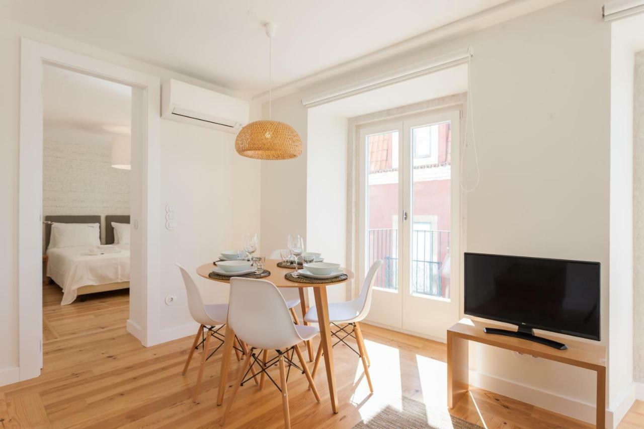 Appartamento Flh Portas Do Sol Cozy Flat Lisbona Esterno foto