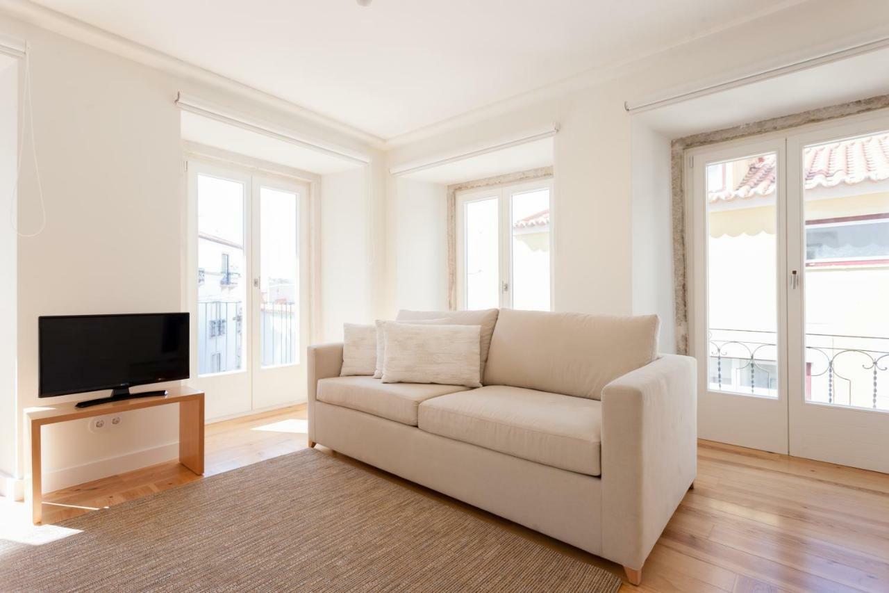 Appartamento Flh Portas Do Sol Cozy Flat Lisbona Esterno foto